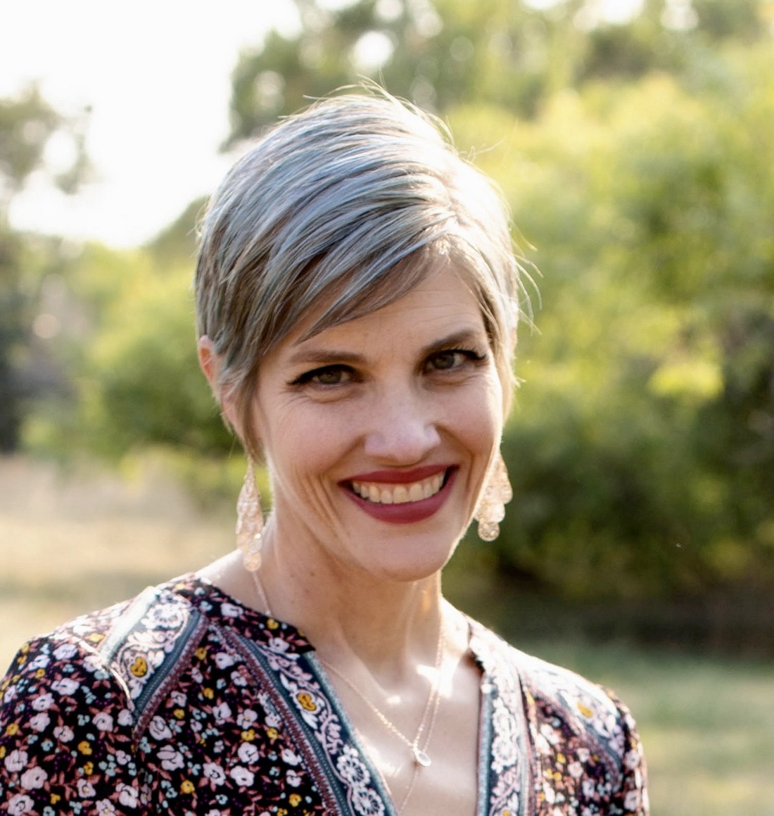 Theresa Hastings - Community & Engagement